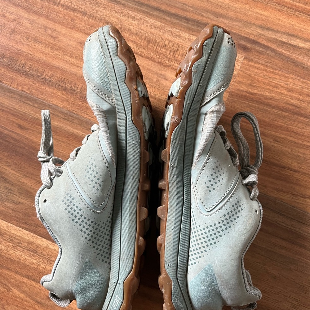 Altra lone peak 7 - Picture 2 of 5